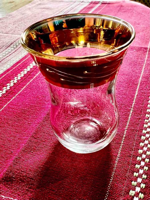 Склянки-Армуди з блюдцем /з золотим візерунком/