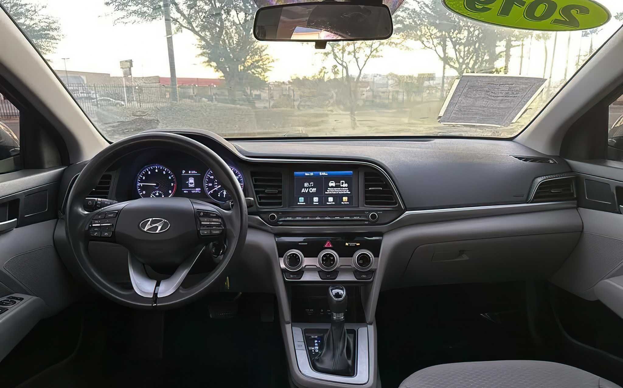 Hyundai Elantra 2019