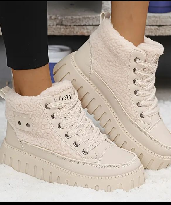 Зимові снігові чоботи,зимові кросівки,р.40,довжина устілки 26см