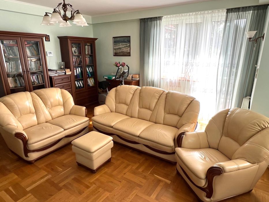 Komplet skórzanych mebli Swarzędz
