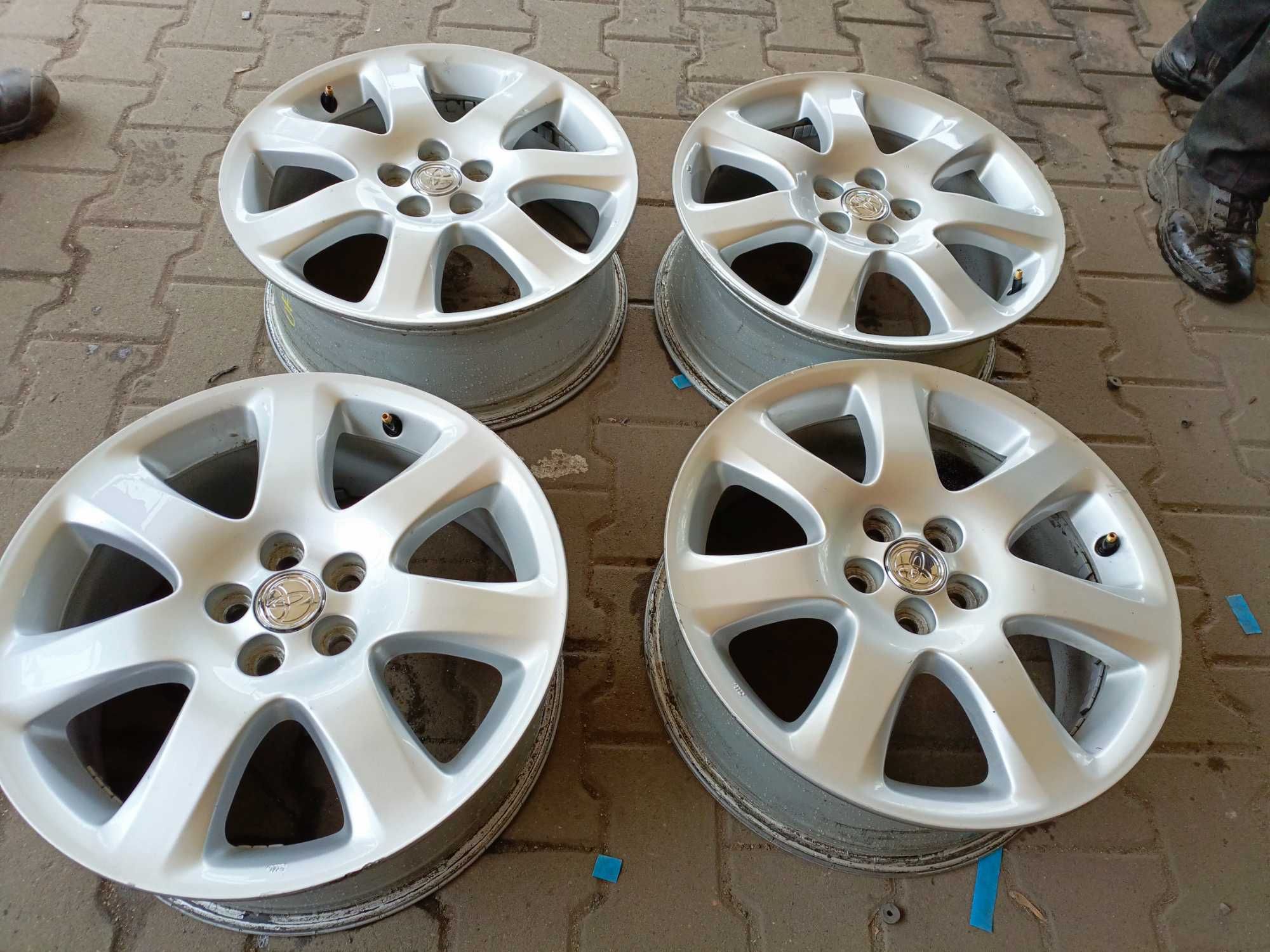 felgi aluminiowe TOYOTA 7jx17 5x100