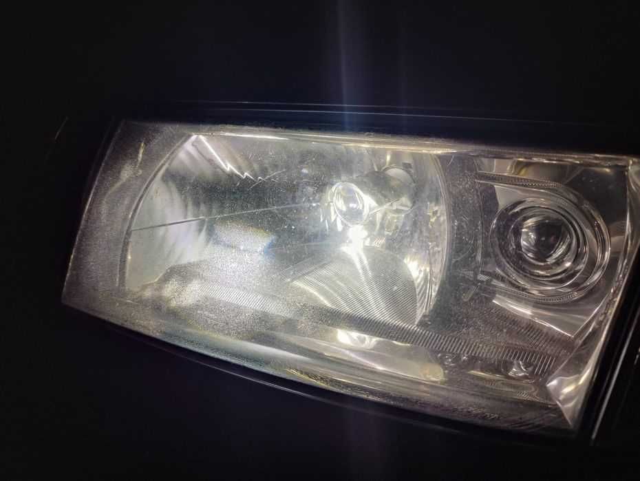 Автомобільні LED-лампи F40B H4 12 -24 вольта з лінзою, Bi LED лінзи н4