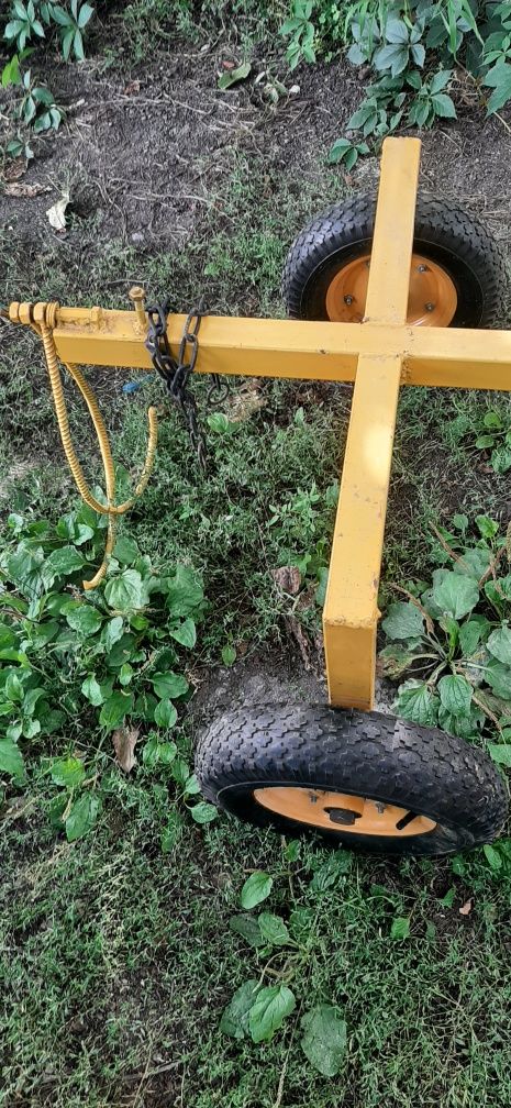 Прицепное устройство для перевозки бревен.
