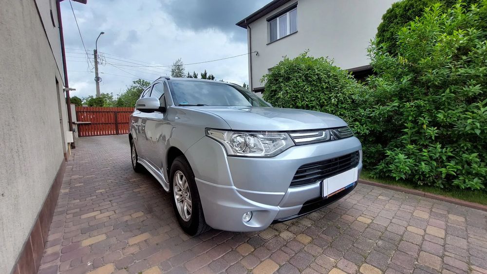 Mitsubishi Outlander 2.0i 150KM Klimatronik Niski_Przebieg Z_Niemiec_Zarejestrowany