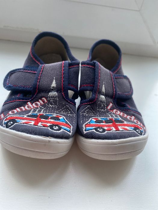 Дитячі сандалі  на садочок