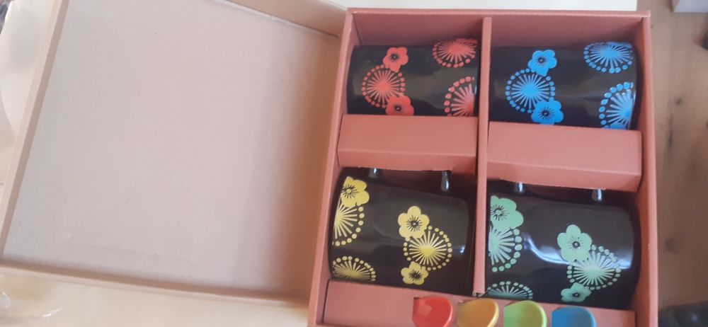 Conjunto de chávenas