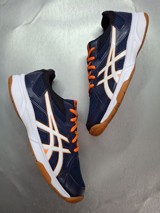 Кроссовки ASICS Upcourt 3