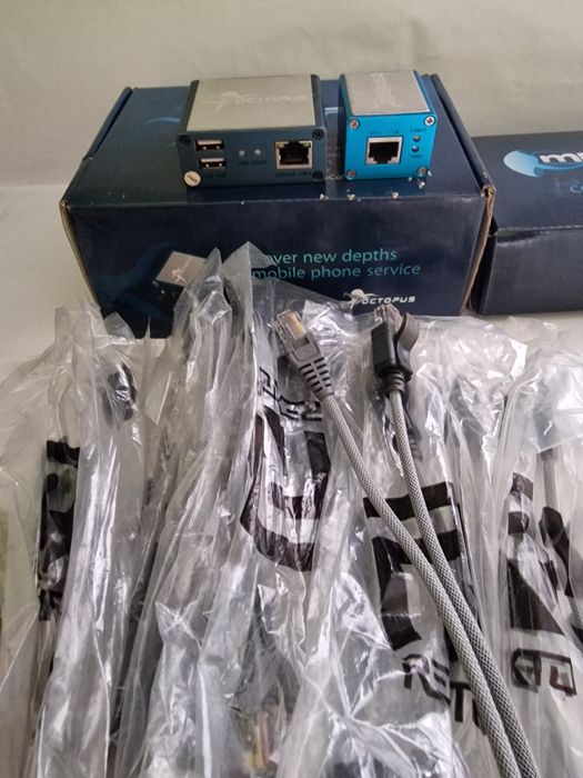 Програматори Octopus + Medusa + набір кабелів. Оригинал