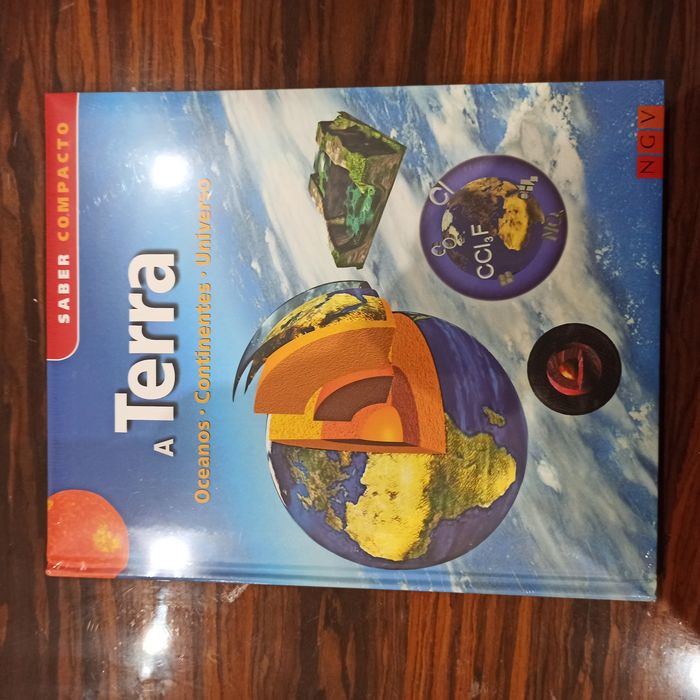 Livro "A Terrra" - Saber Compacto