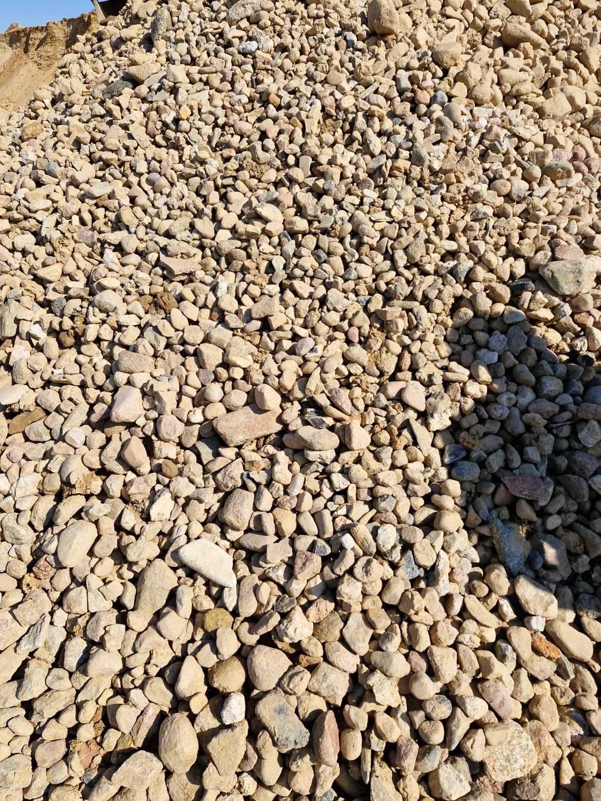 pospółka piasek płukany żwir kamień tłuczeń kruszywo humus drenaż grys