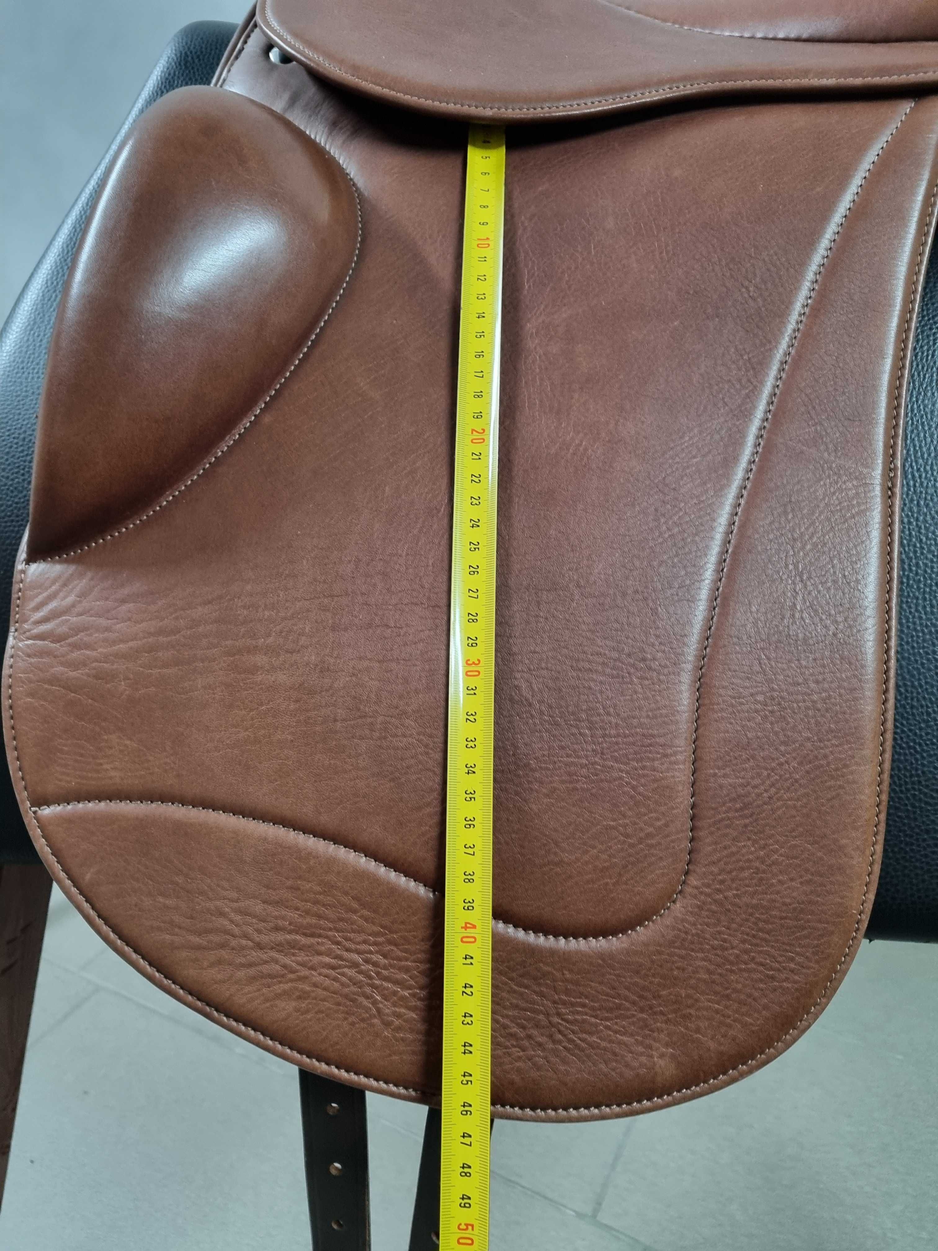 Siodło close contac 17.5" skóra antypoślizgowa. Pleszewskie