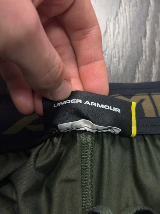 Under Armour чоловічі шорти тренувальні бігові спортивні оригінал р M