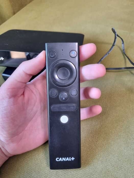 Canal+ Box 4K HY4001 Android TV Netflix DVBT-2