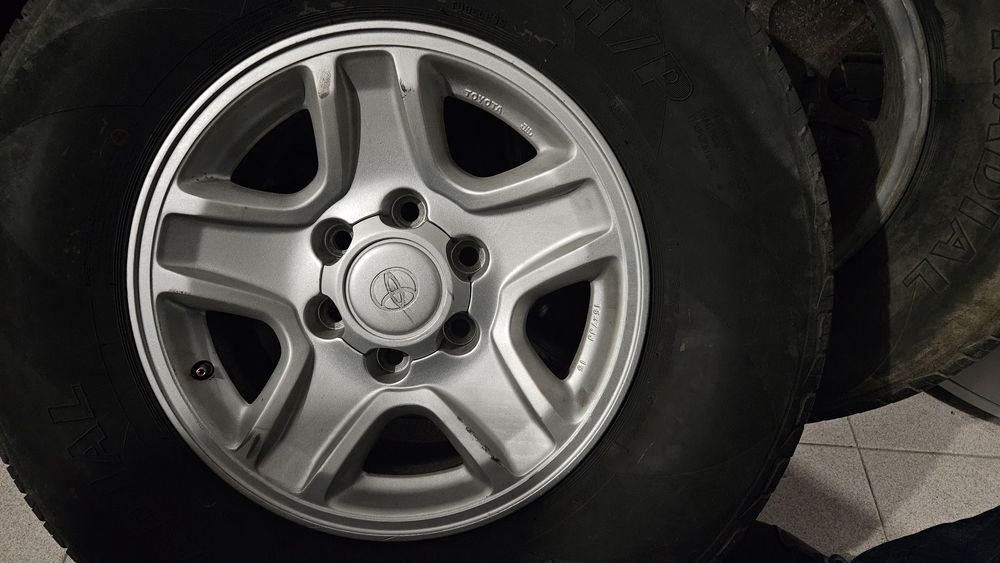 Jantes originais Land Cruiser