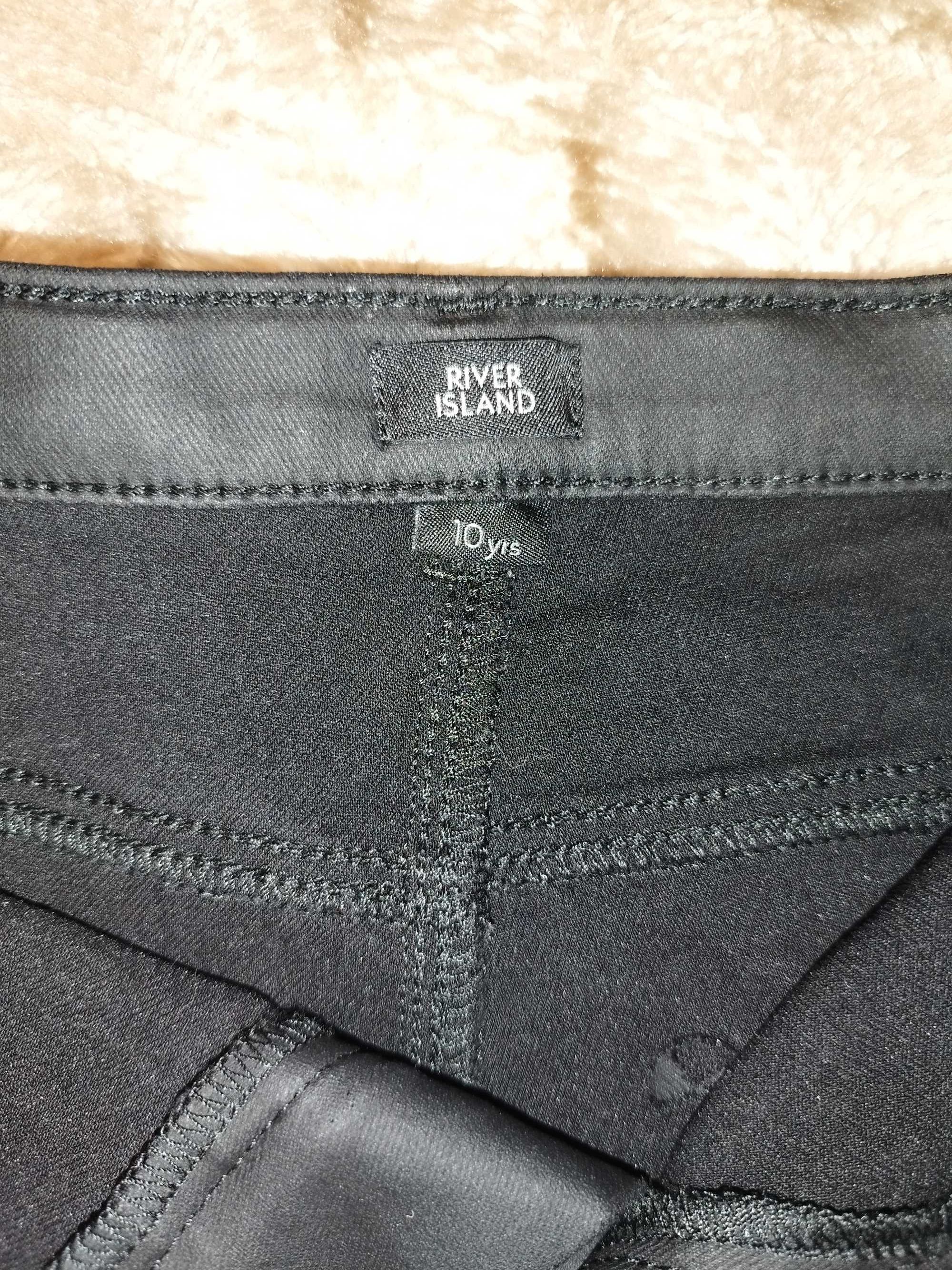 Штани під шкіру на дівчинку на 10 років River island