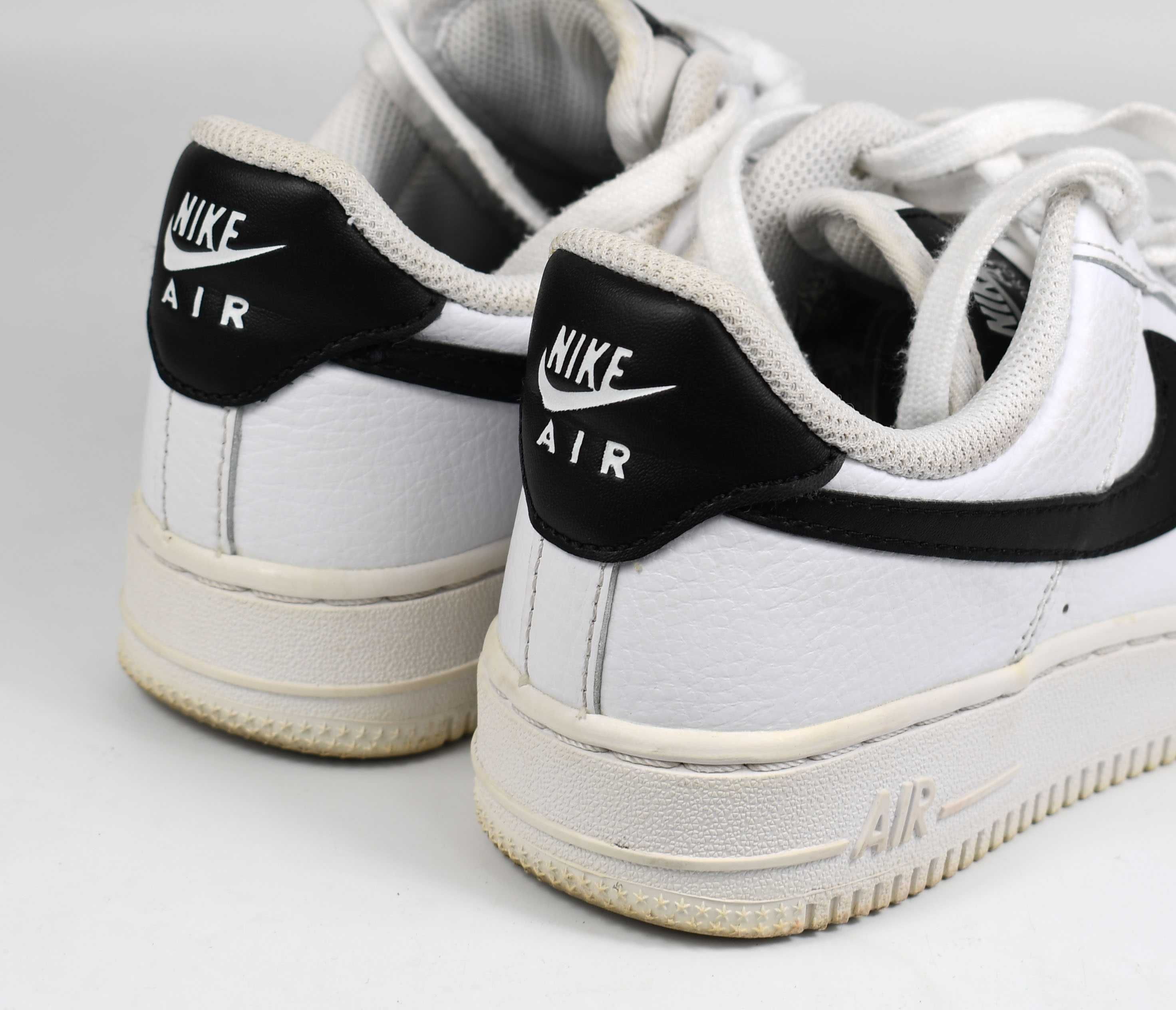 Używane Buty damskie Nike Air Force 1 '07  roz. 35,5