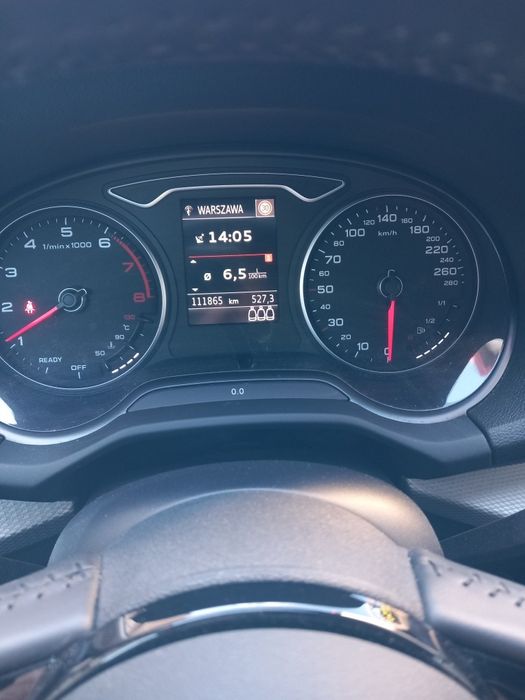 Audi Q2 TFSI 999 cm3..