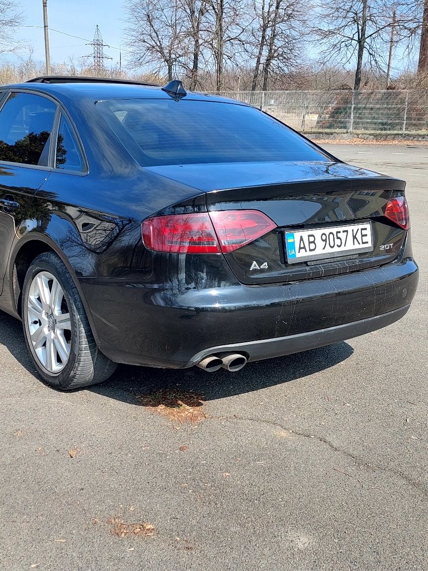 Продам AUDI A4 2010року