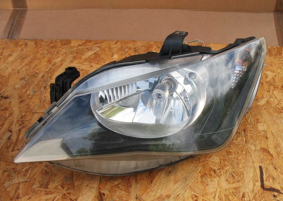 Seat Ibiza 4 IV Lift 12-17r Lampa Lewa przód oryginał EU