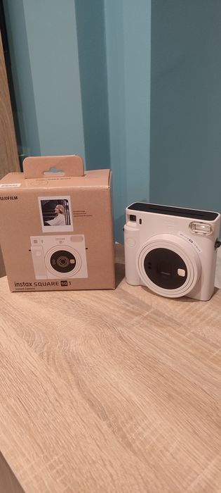 Fujifilm Instax SQ1 – nowy, nieużywany aparat (Chalk White)