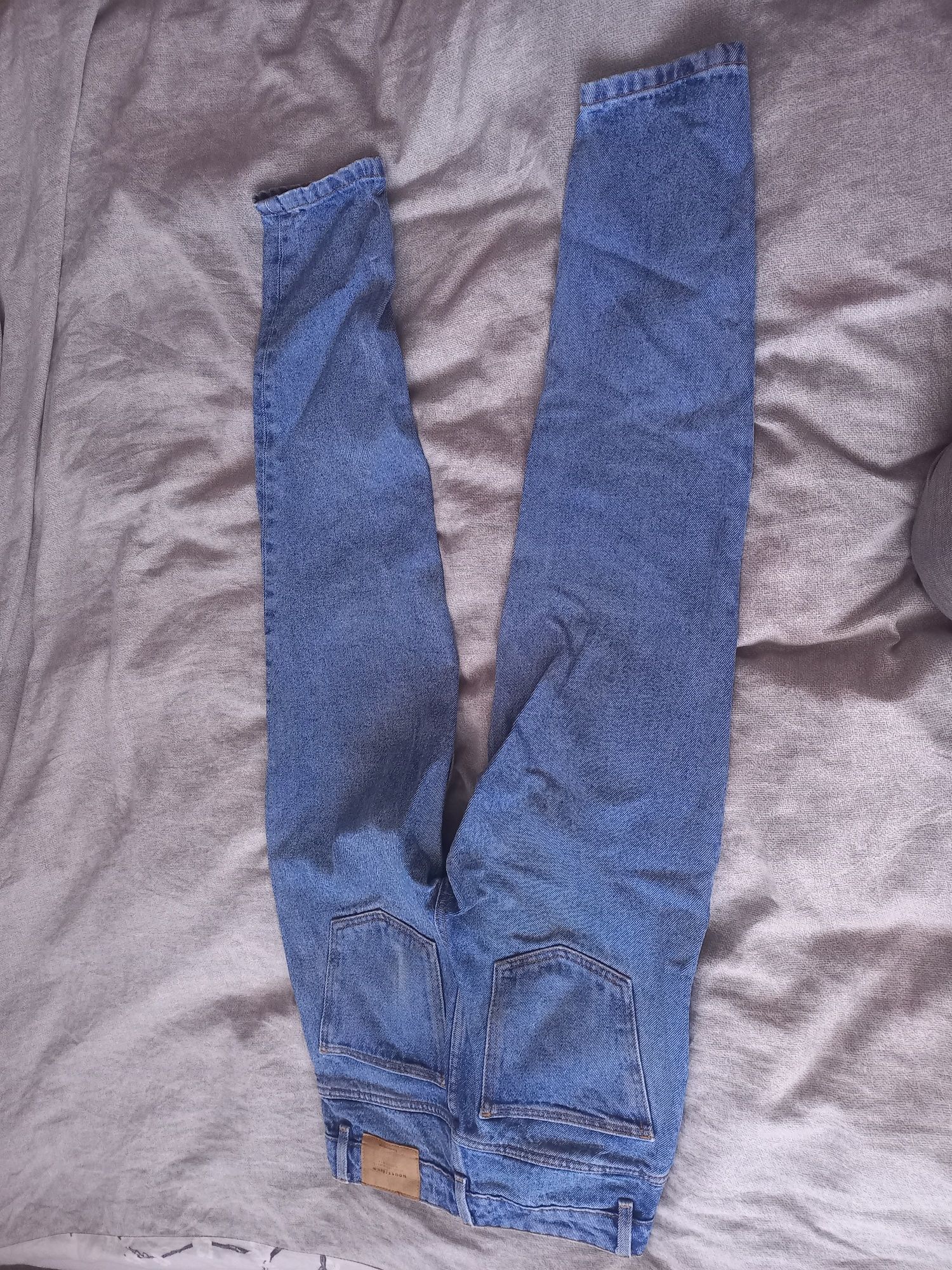 Spodnie jeans house 32