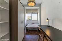 52712 - Quarto com cama de casal em apartamento...