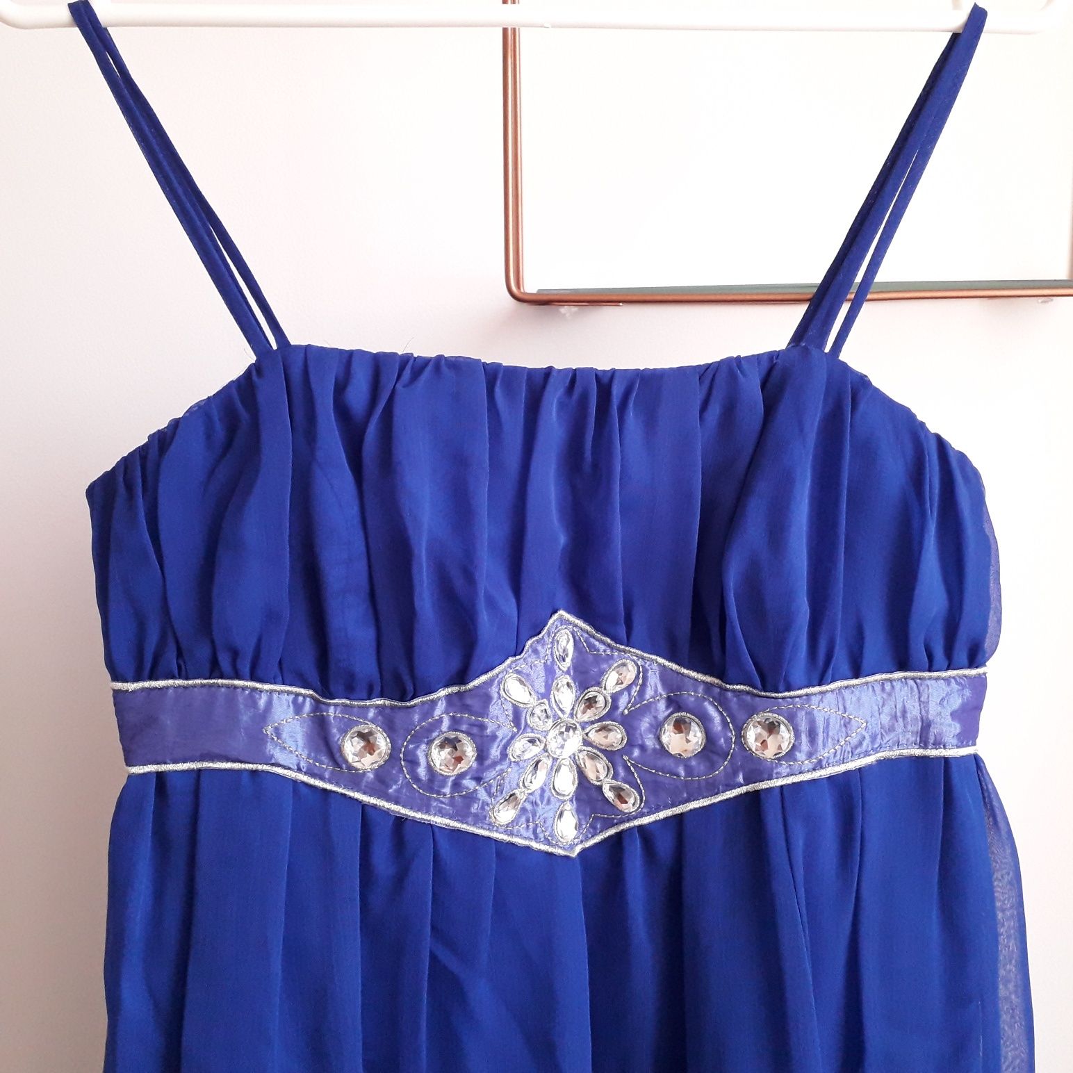 Długa sukienka suknia na ramiączkach błękit królewski