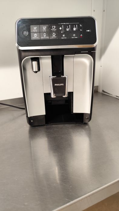 Кавомашина Philips Series 3200 LatteGo EP3246/70 кофемашина Филипс