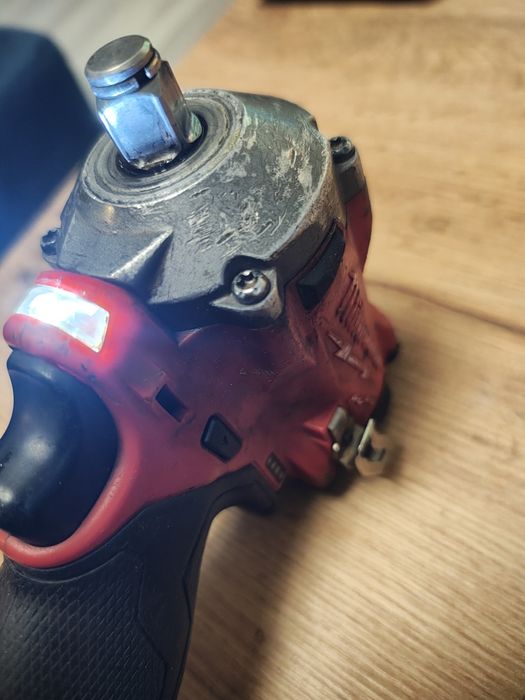 Milwaukee klucz udarowy m12fiwf12