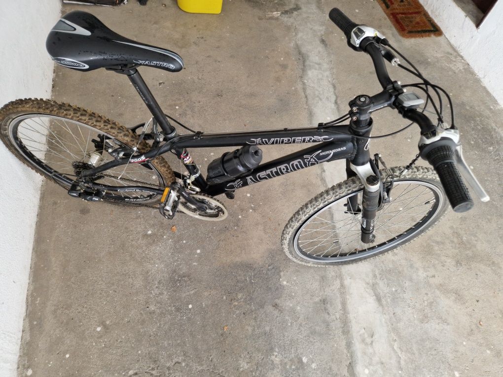 Vendo bicicleta Astro viper em alumínio