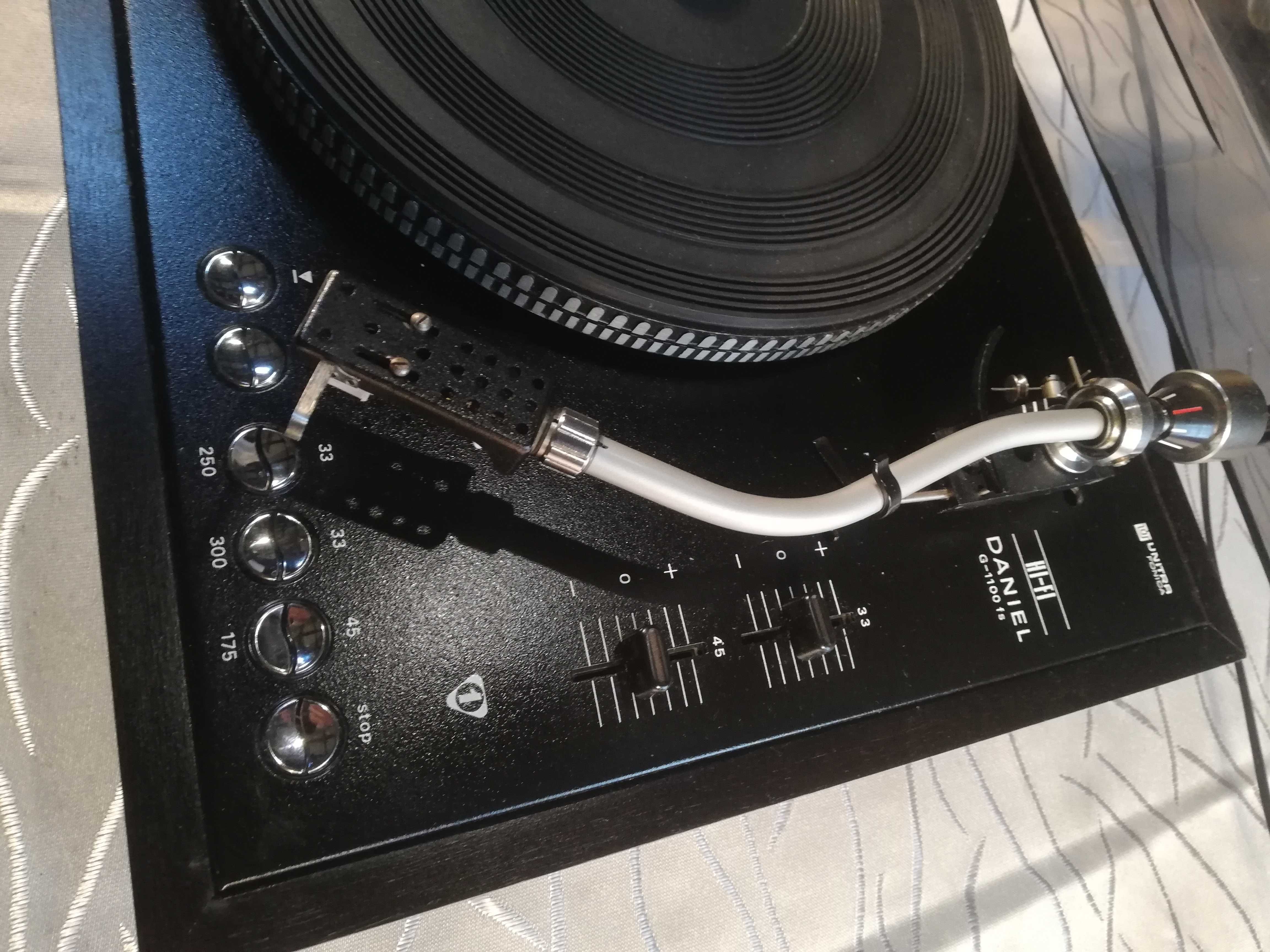 Sprzedam Gramofon Daniel  G-1100fs Hi Fi  odtwarza Maxi single  unikat
