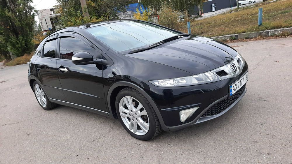 Honda Civic 5D 2010 р 1.8 АТ газ 96000 км пробіг