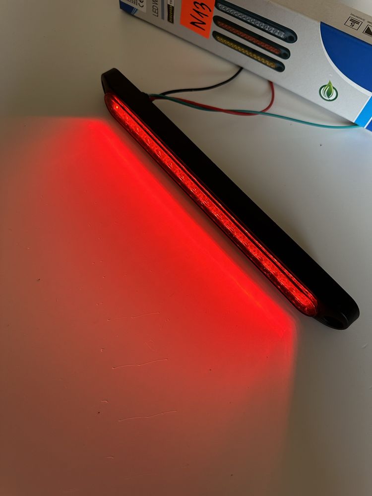 Lampa obrysowa led czerwony 2 funkcje 12-24V 25cm dla TIR lawet