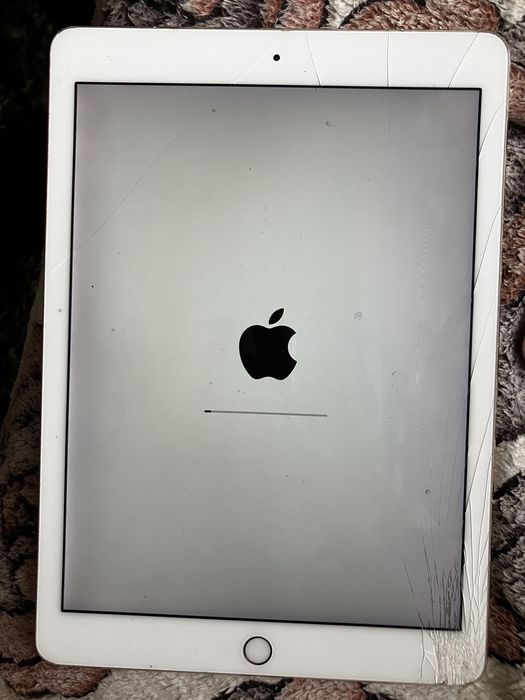 СРОЧНО Apple iPad Pro 9.7 + smart cover