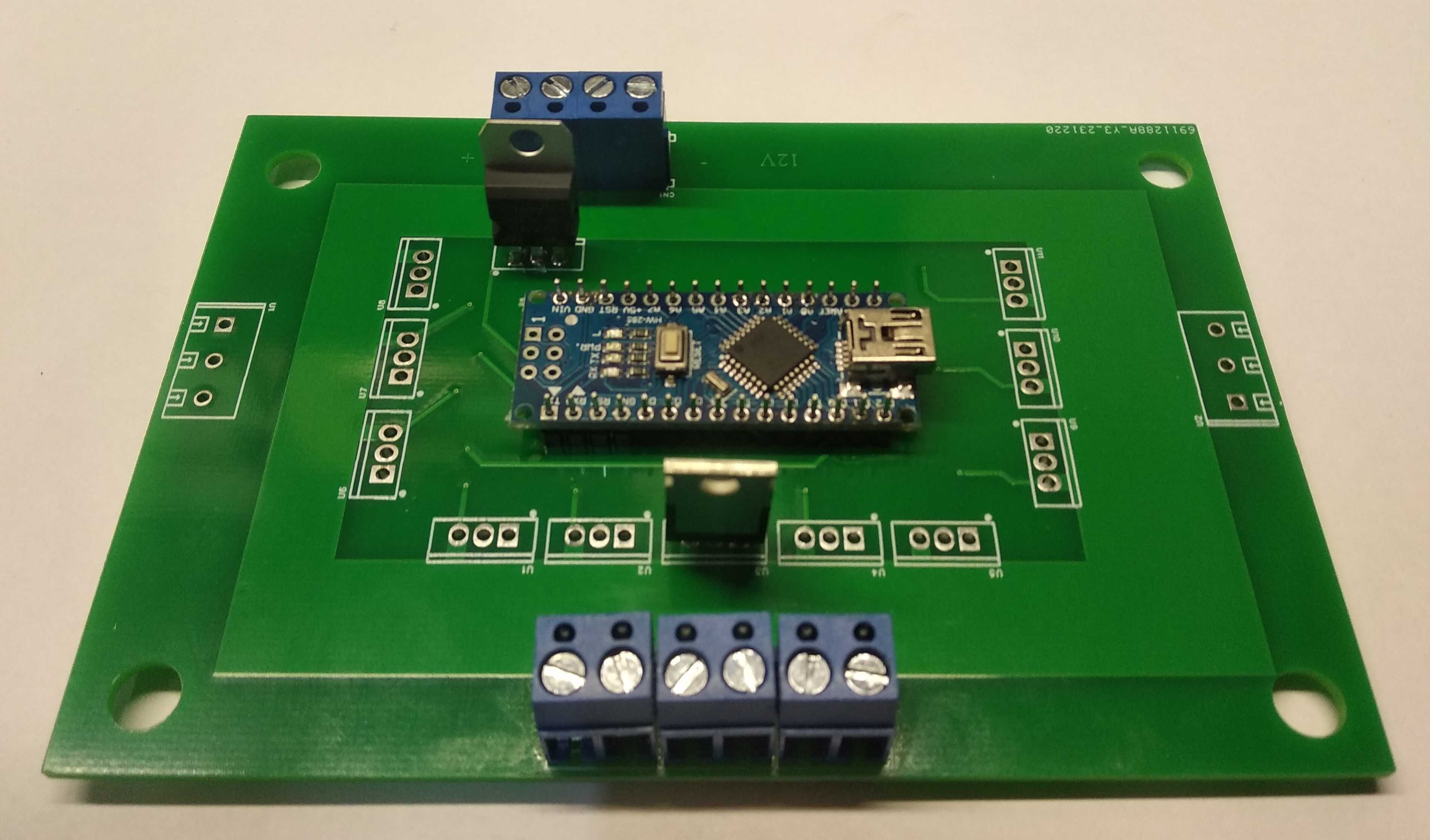 плата под Arduino Nano