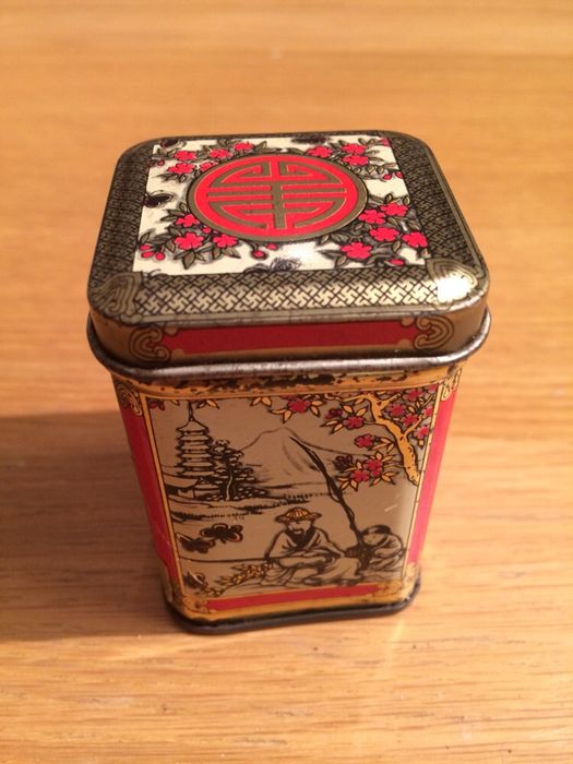 Caixa de Lata chinesa (antiga)