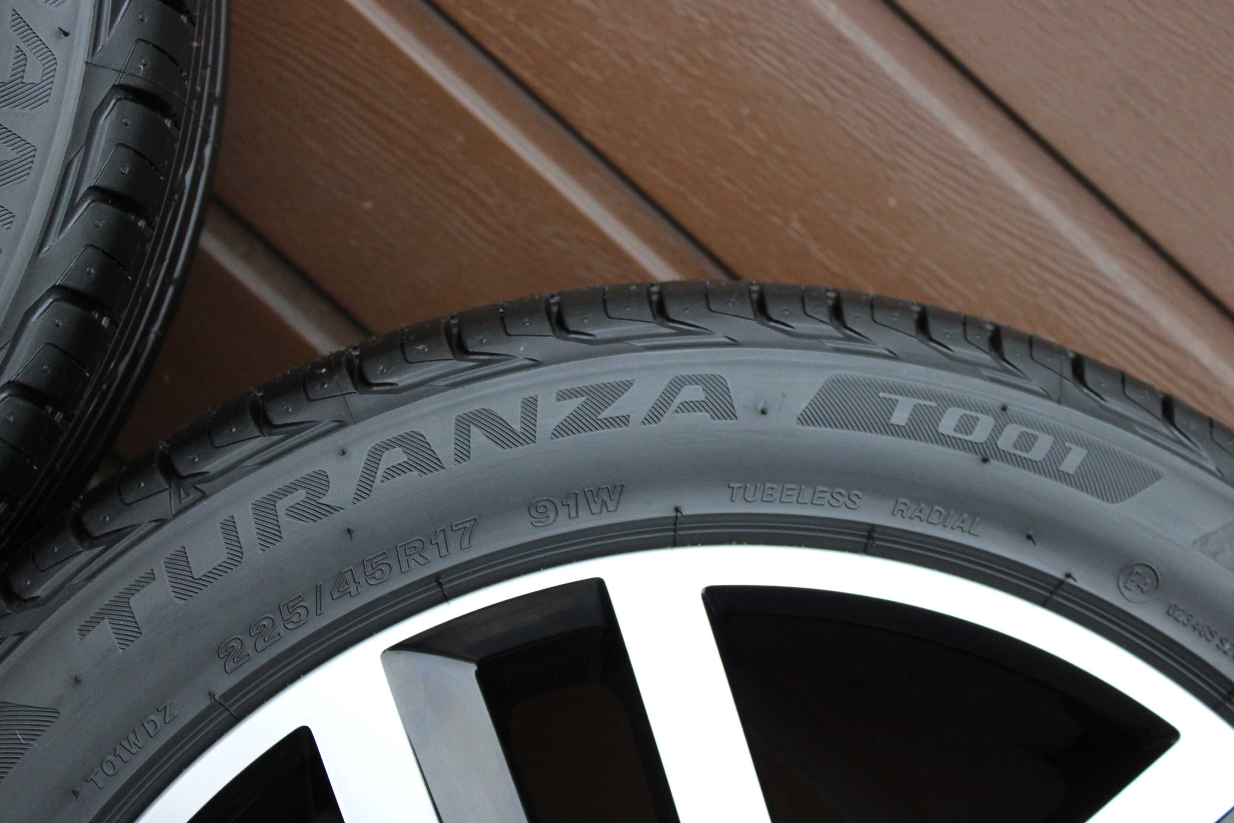 225/45R17 Bridgestone Turanza T001 91W 2018r. NOWE - DEMO