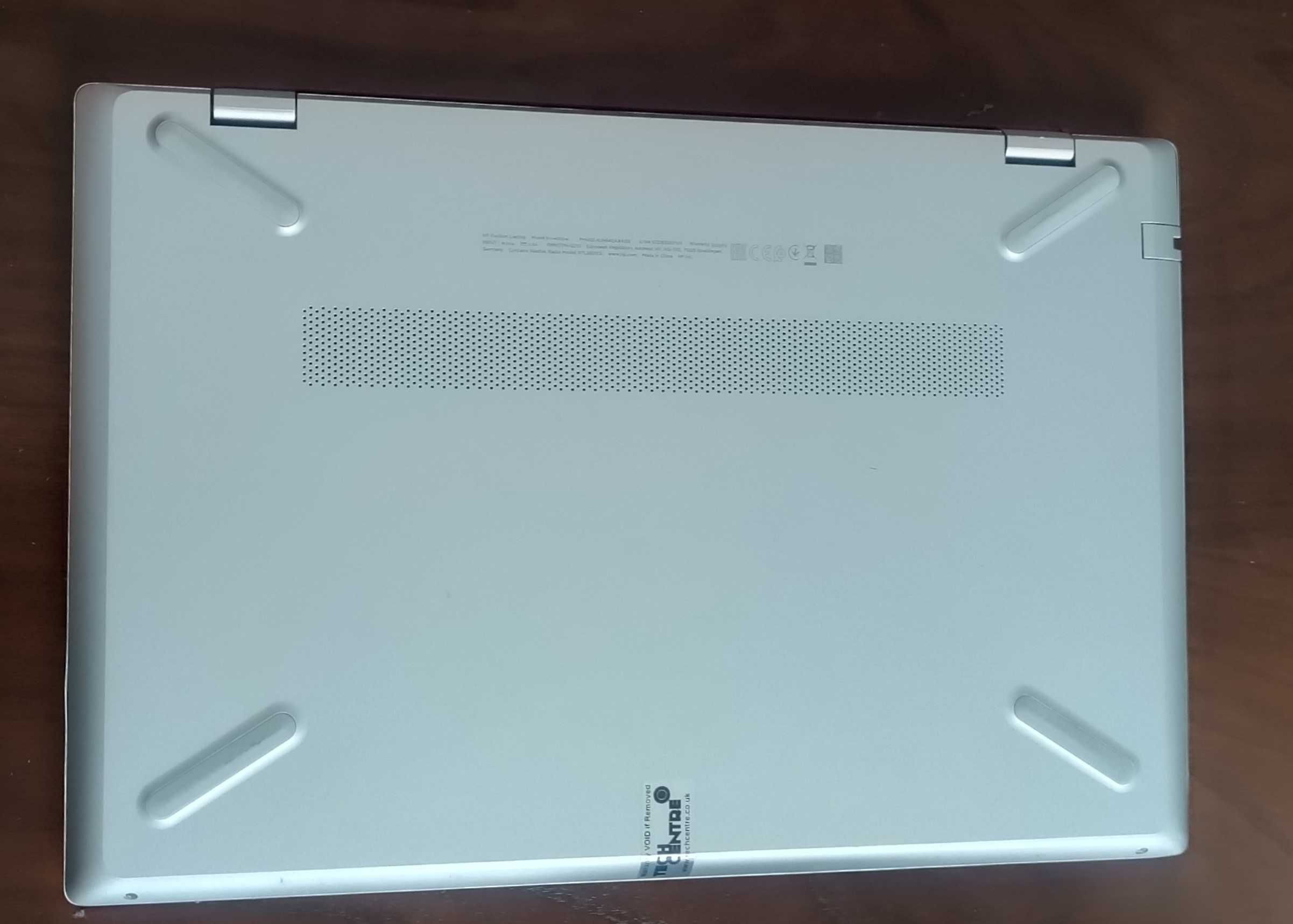 HP Pavilion Ryzen 3 2300U, 8GB Ram, GPU Vega 6