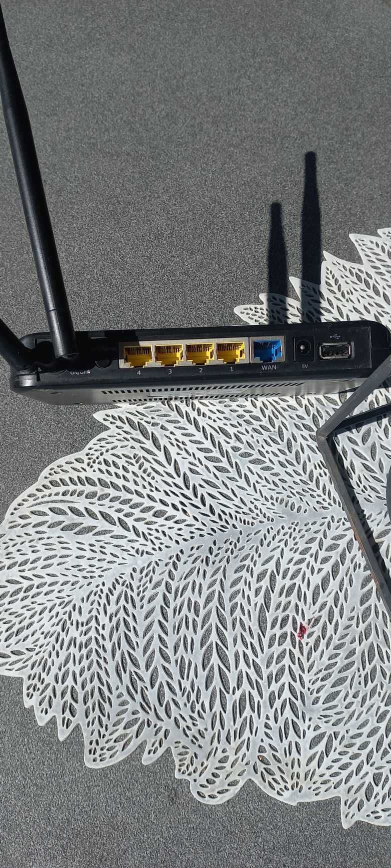 Router Edimax LT-6408n