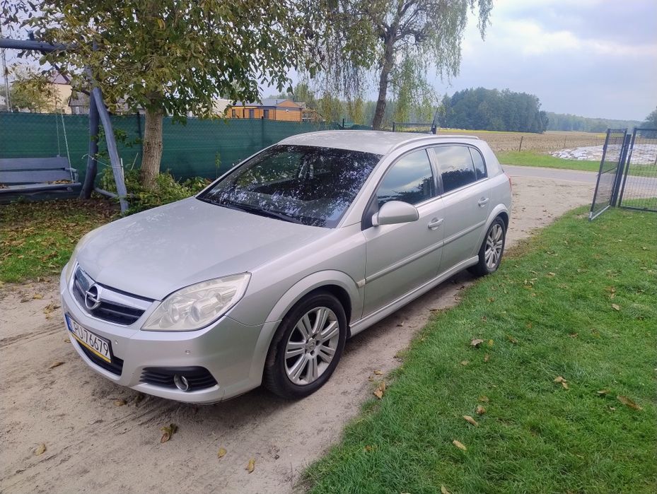 Opel Signum 1.9 CDTI 150km