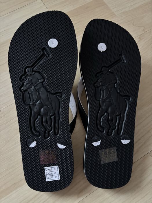 Оригінальні шльопанцв