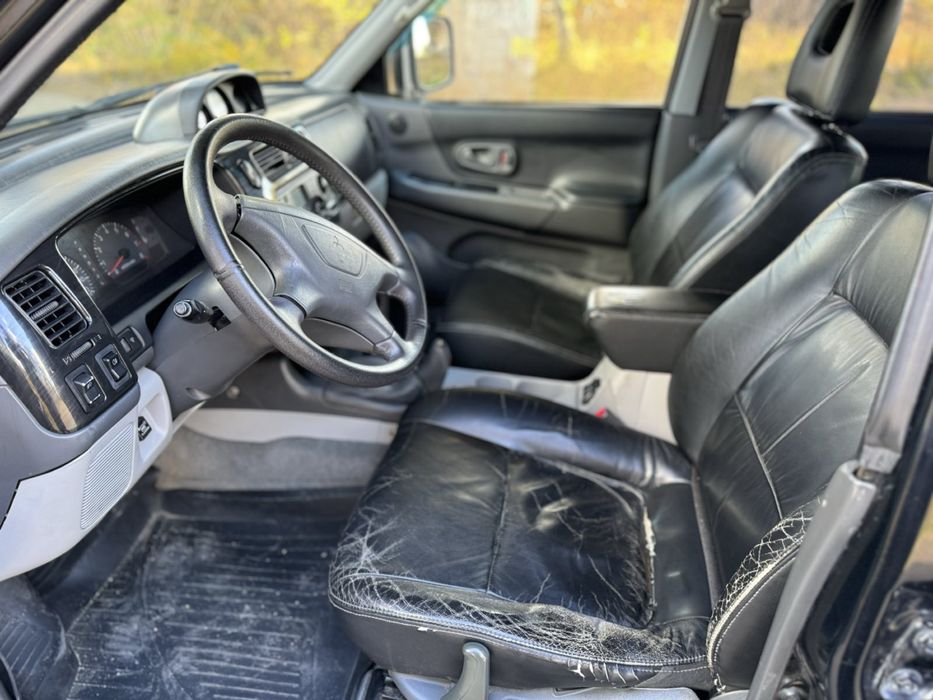 Mitsubishi Pajero Sport 2004 3.0 г/б