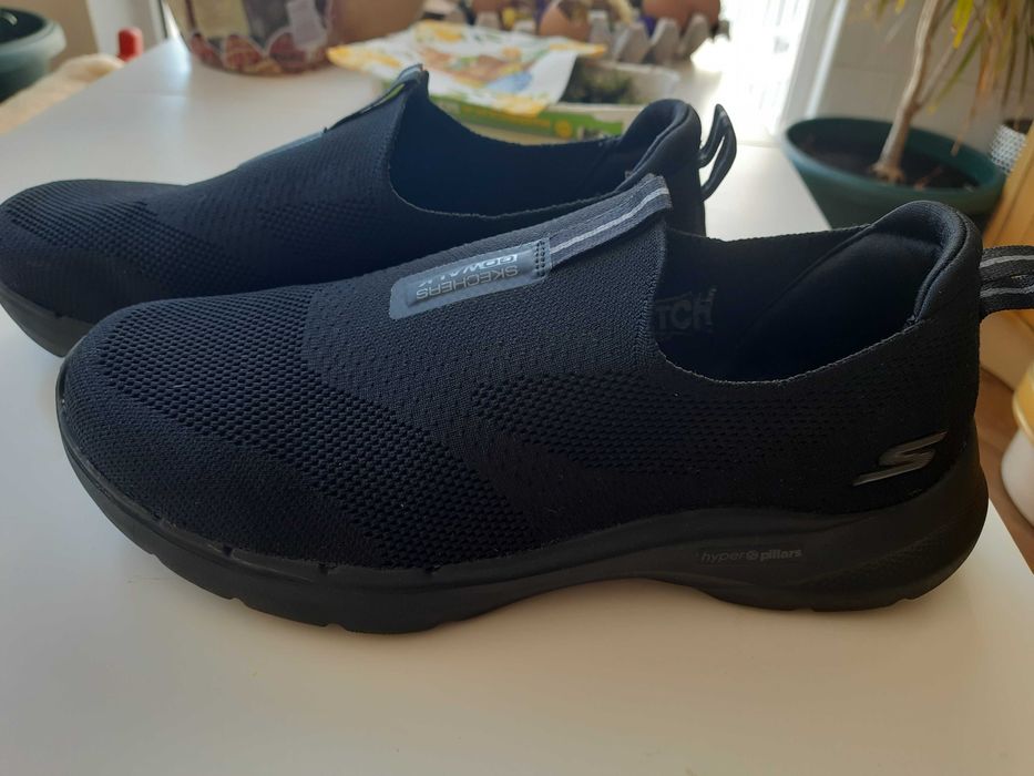 Кросівки чоловічі SKECHERS Go Walk 6 black 43 44