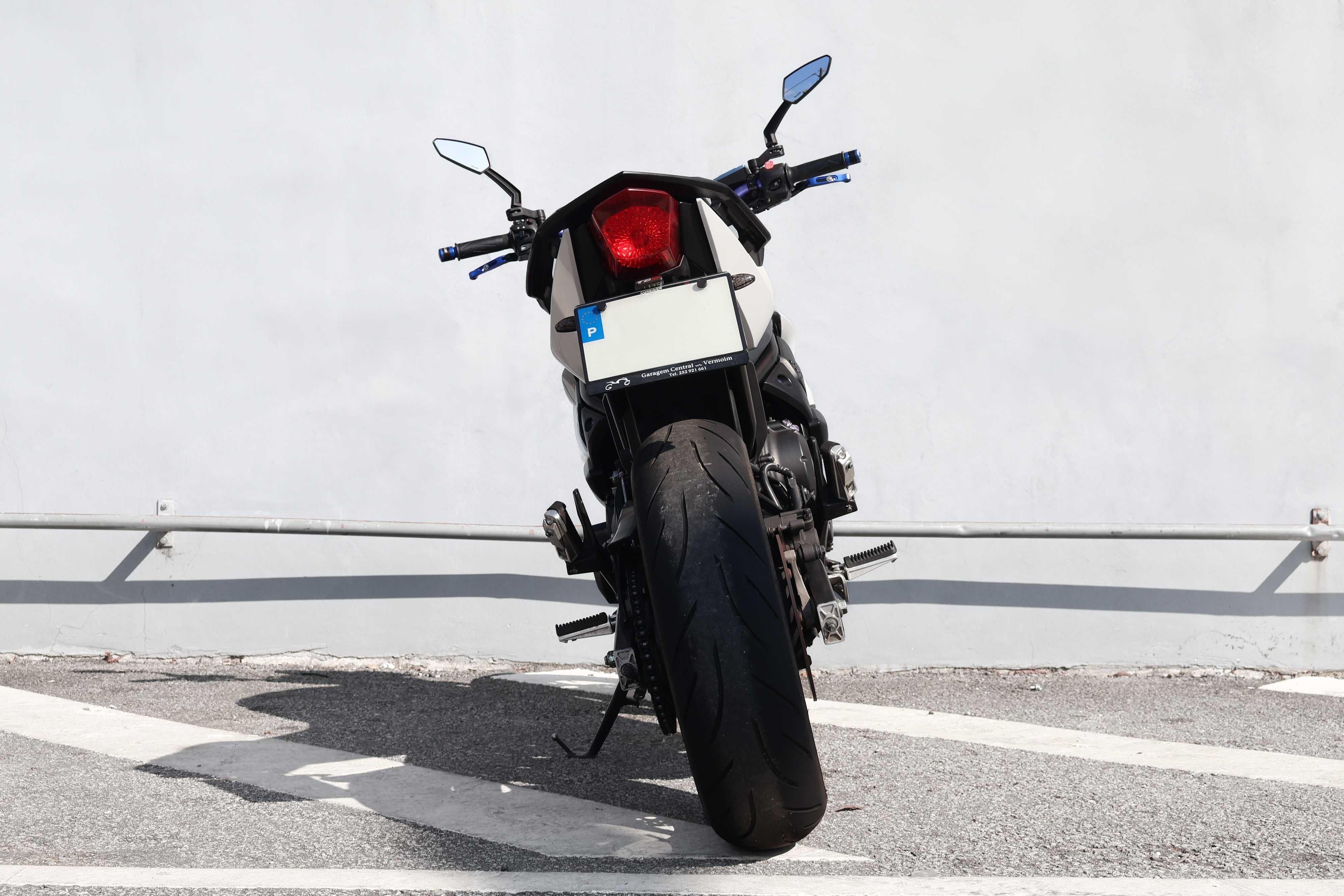 Yamanha XJ6 600, 2011