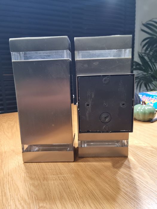 Lampa oprawa oświetlenie ganek elewacja góra dół