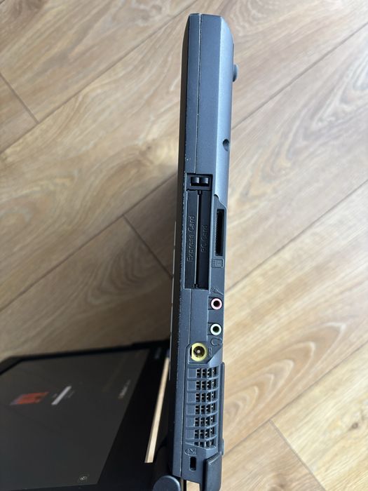 Laptop przemysłowy Field PG M4