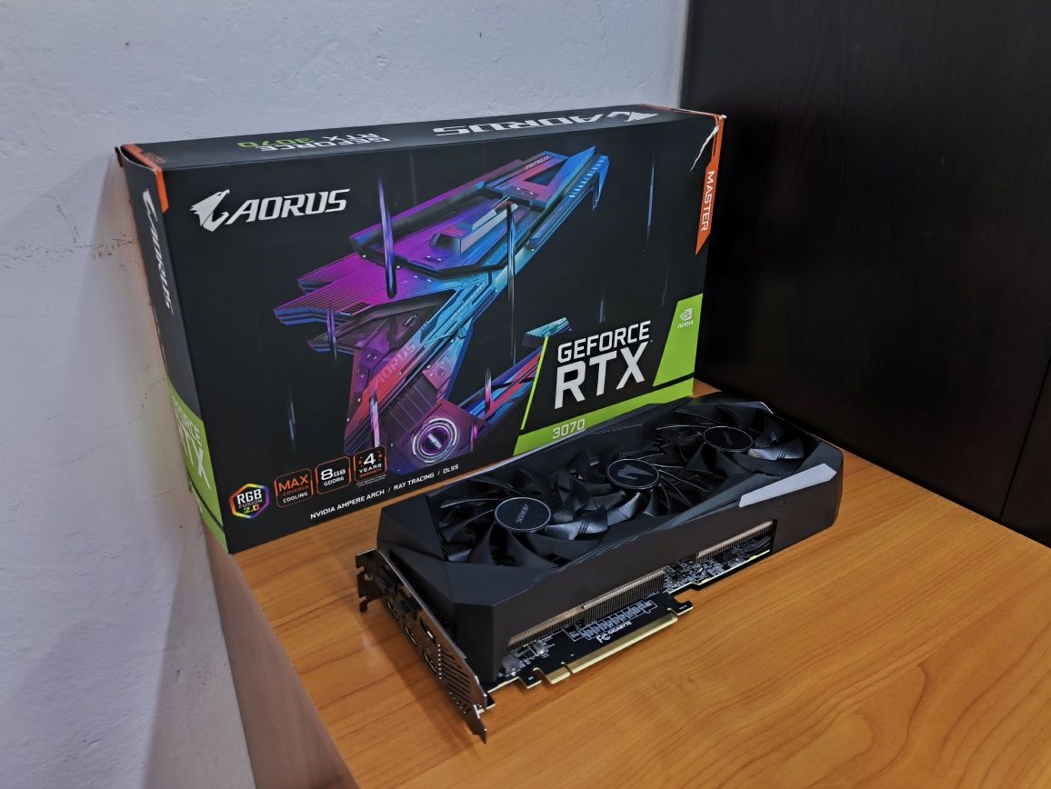 Gigabyte Aorus RTX 3070 Master 8GB karta graficzna RGB LCD