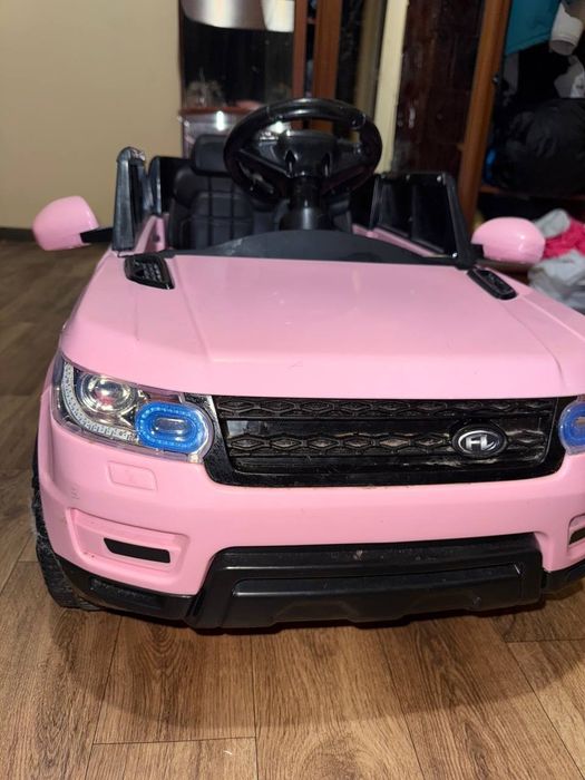 Машинка  на пульті