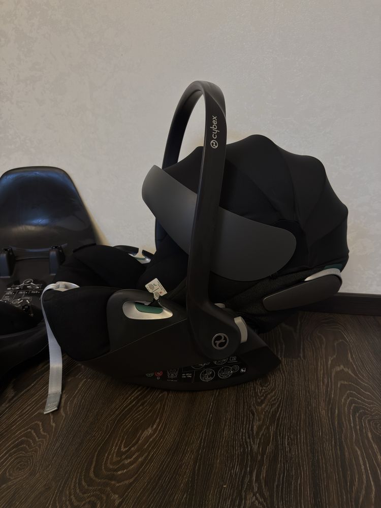 Автокрісло Cybex