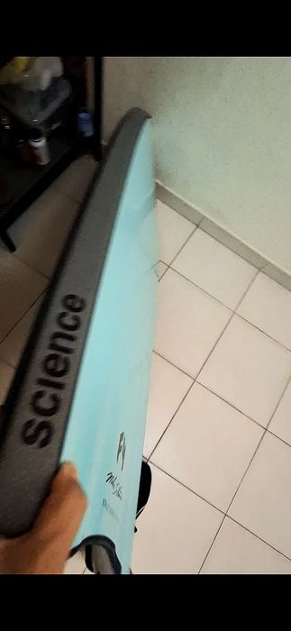 Prancha Bodyboard SCIENCE Style loaded F4 quad vent 41.5''